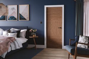 walnut tres door